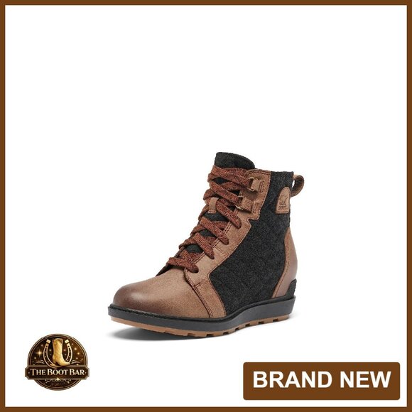 Waterproof Suede Winter Boots with Wedge Heel and Lace Closure